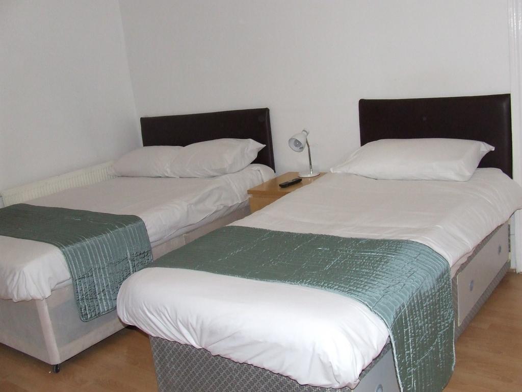 Cedars House Guest house 3*