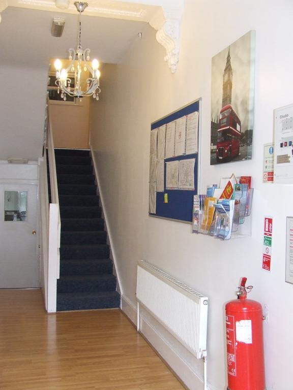 Guest house Cedars House