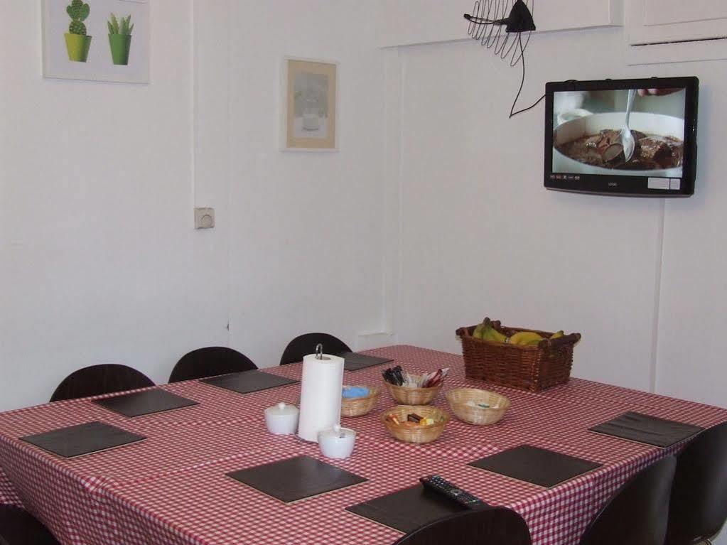 Guest house Cedars House